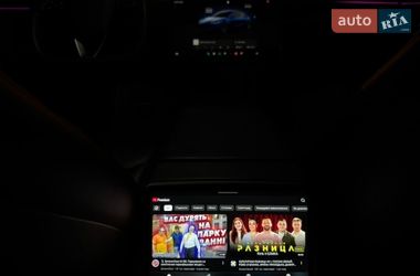 Седан Tesla Model 3 2025 в Киеве