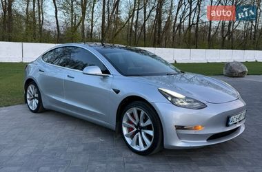 Седан Tesla Model 3 2018 в Луцьку