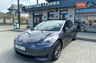 Седан Tesla Model 3 2022 в Виноградове