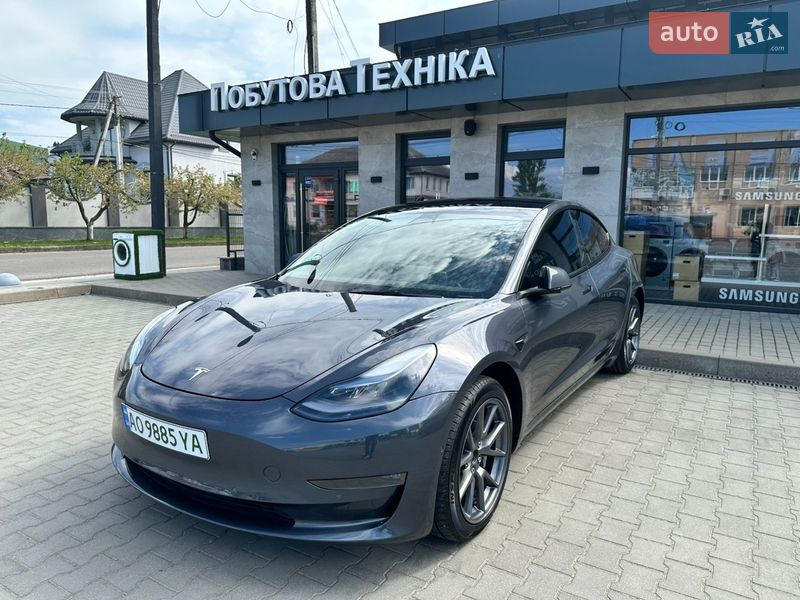 Седан Tesla Model 3 2022 в Виноградове