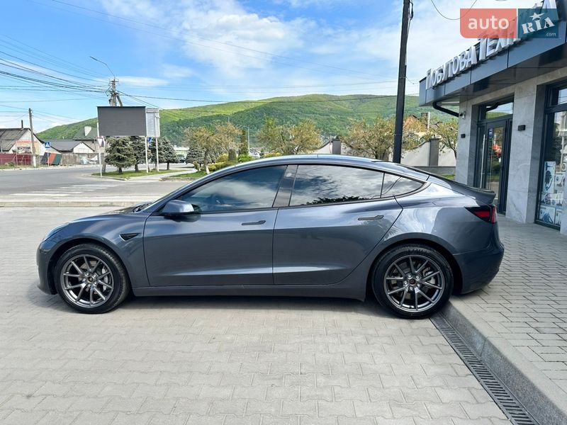 Седан Tesla Model 3 2022 в Виноградове