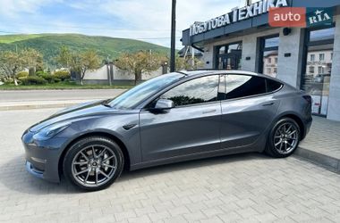 Седан Tesla Model 3 2022 в Виноградове