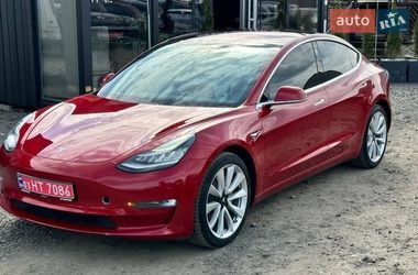 Седан Tesla Model 3 2018 в Луцьку