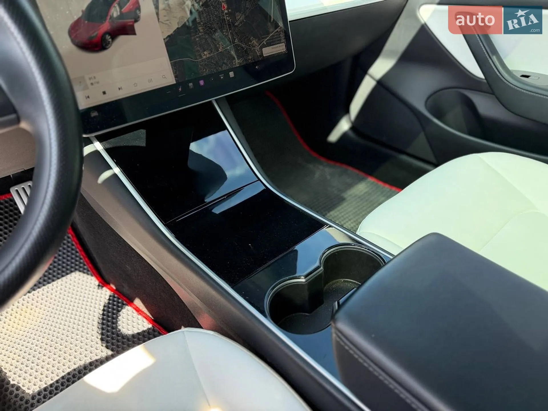 2020 Tesla Model 3 - мініатюра 11