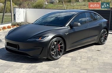 tesla model-3 2024 в Тернополь от профессионального продавца Olexander