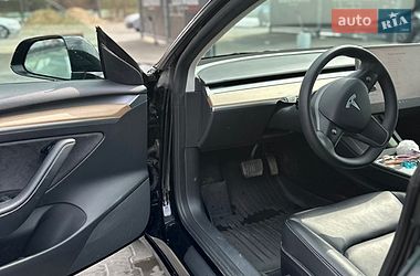 Седан Tesla Model 3 2022 в Львові