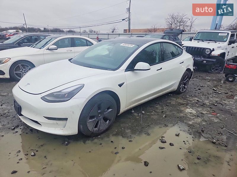 Tesla Model 3 2023