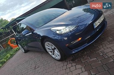 Седан Tesla Model 3 2022 в Киеве