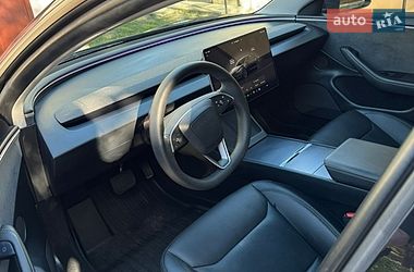 Седан Tesla Model 3 2024 в Ивано-Франковске