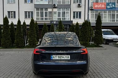 Седан Tesla Model 3 2024 в Ивано-Франковске