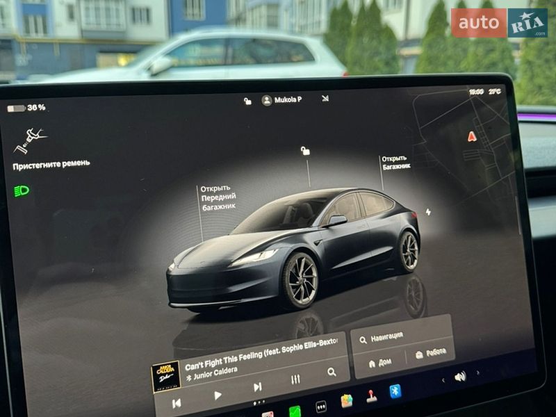 Седан Tesla Model 3 2024 в Ивано-Франковске