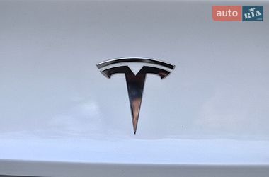 Седан Tesla Model 3 2019 в Тернополе