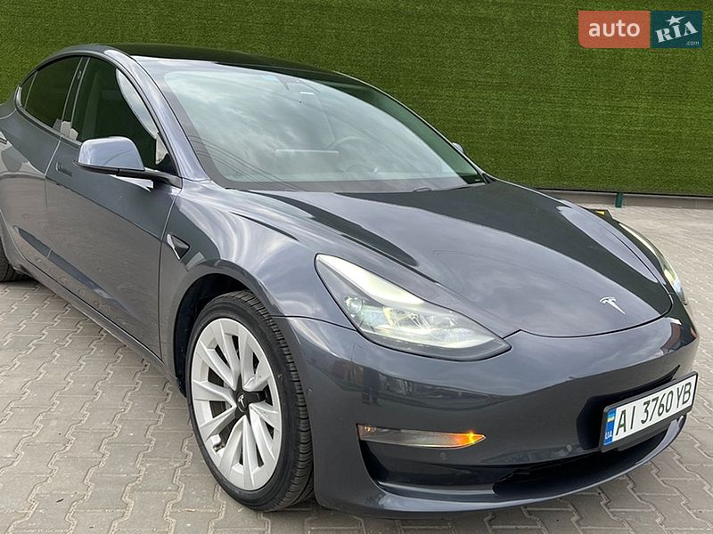 Tesla Model 3 2021