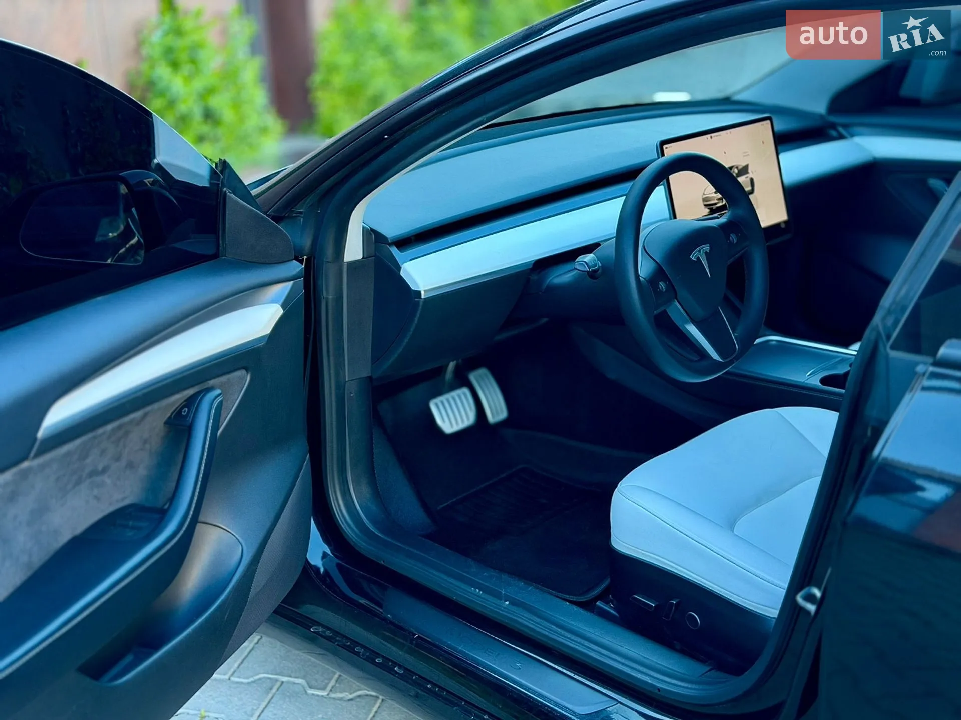 2022 Tesla Model 3 - мініатюра 8