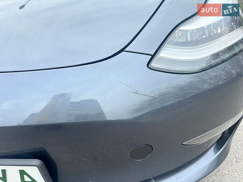 Седан Tesla Model 3 2018 в Вінниці