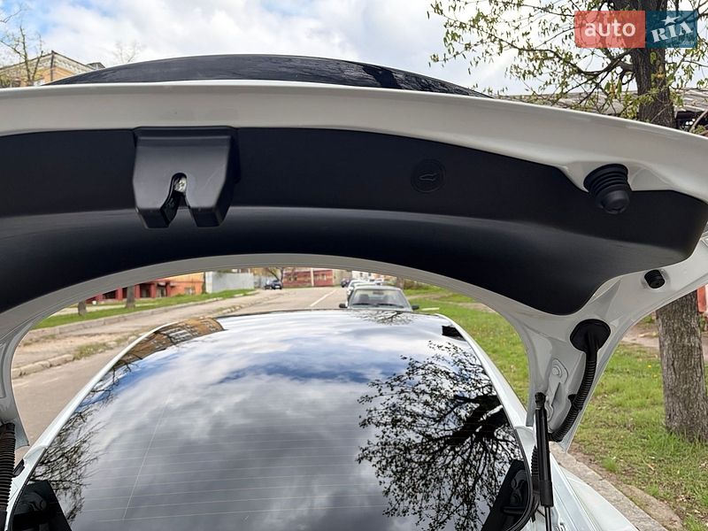 Седан Tesla Model 3 2022 в Харькове