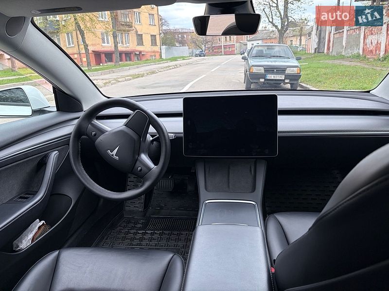 Седан Tesla Model 3 2022 в Харькове
