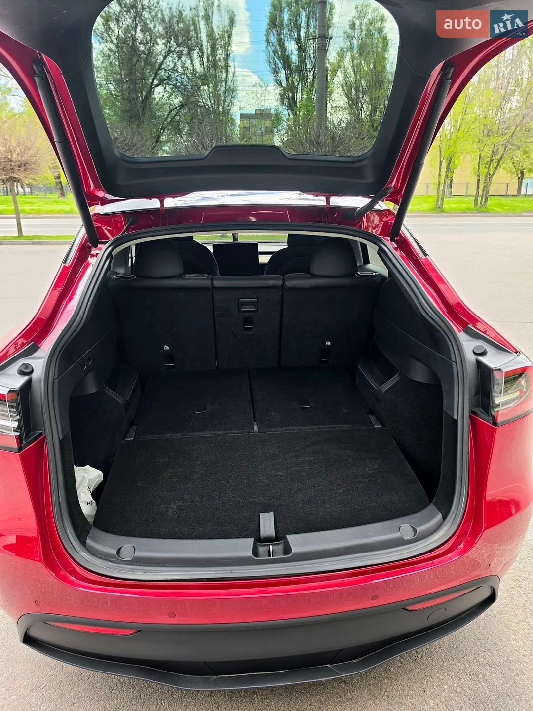 2022 Tesla Model Y - мініатюра 11