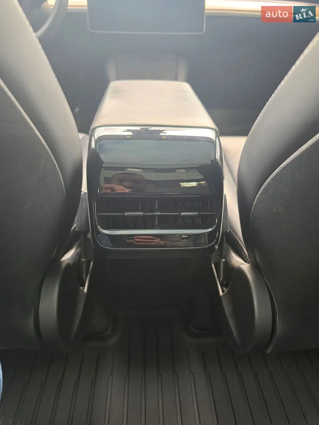 2022 Tesla Model Y - мініатюра 24