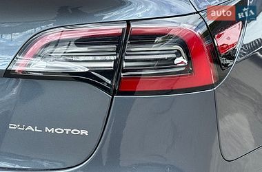 Седан Tesla Model 3 2021 в Києві