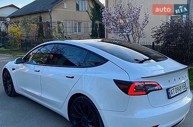 Седан Tesla Model 3 2020 в Ивано-Франковске