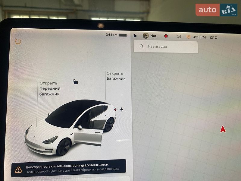 Седан Tesla Model 3 2021 в Луцке