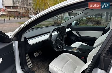 Седан Tesla Model 3 2019 в Луцьку
