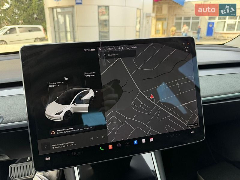 Седан Tesla Model 3 2019 в Киеве