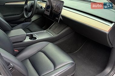 Седан Tesla Model 3 2022 в Дніпрі