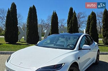 Седан Tesla Model 3 2025 в Одесі