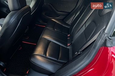 Седан Tesla Model 3 2018 в Тернополе