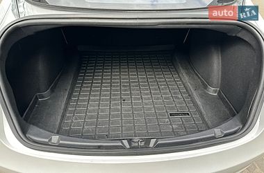 Седан Tesla Model 3 2019 в Киеве