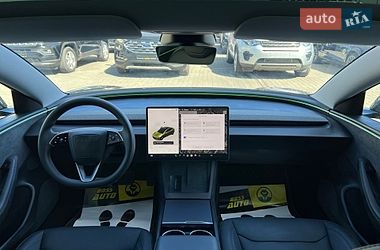 Седан Tesla Model 3 2024 в Ивано-Франковске