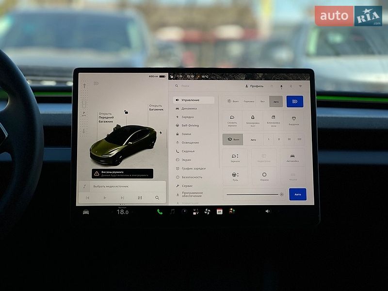 Седан Tesla Model 3 2024 в Ивано-Франковске
