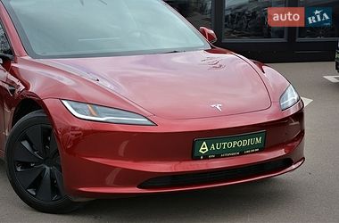 Седан Tesla Model 3 2024 в Киеве