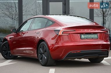 Седан Tesla Model 3 2024 в Киеве