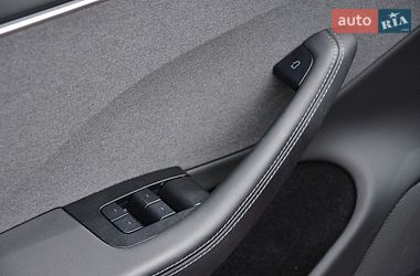 Седан Tesla Model 3 2024 в Киеве