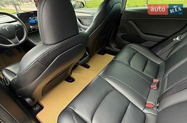 Седан Tesla Model 3 2023 в Кременчуге
