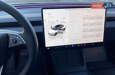 Седан Tesla Model 3 2024 в Киеве