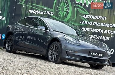 Седан Tesla Model 3 2019 в Харкові