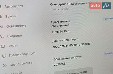Седан Tesla Model 3 2022 в Києві