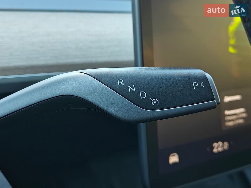 Седан Tesla Model 3 2022 в Львове