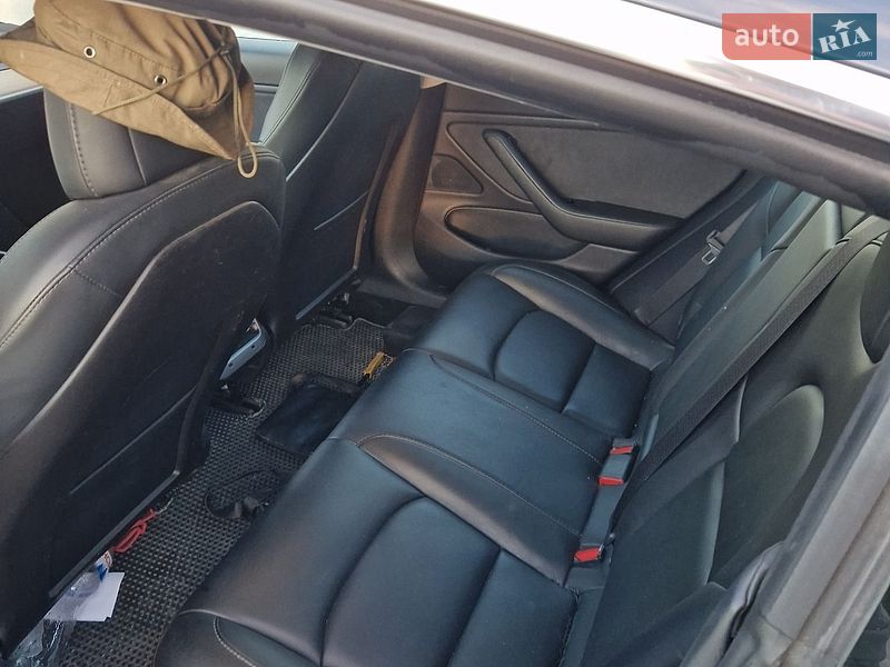Седан Tesla Model 3 2019 в Каменец-Подольском