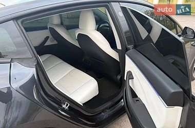 Седан Tesla Model 3 2024 в Дніпрі