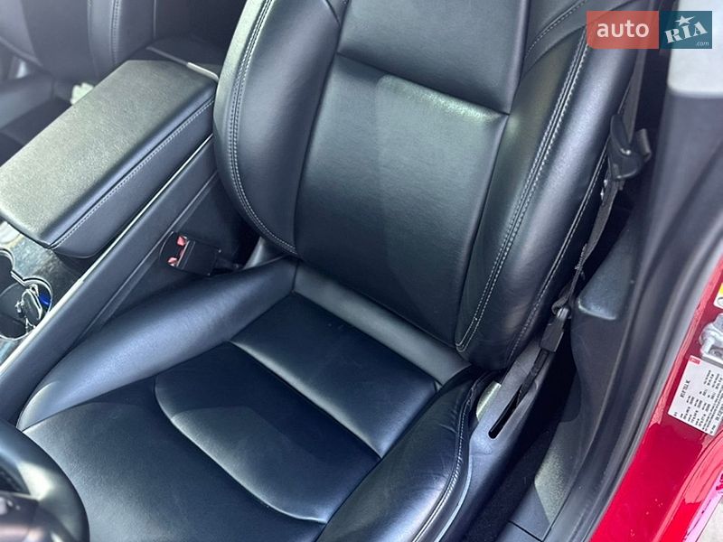 Седан Tesla Model 3 2018 в Ивано-Франковске