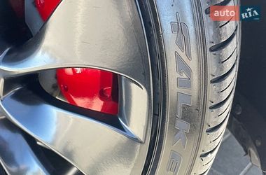 Седан Tesla Model 3 2023 в Луцке