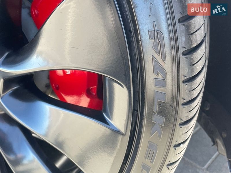 Седан Tesla Model 3 2023 в Луцке