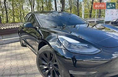 Седан Tesla Model 3 2022 в Виннице