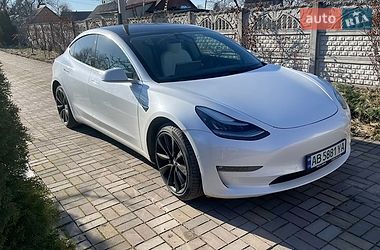 Седан Tesla Model 3 2019 в Житомире