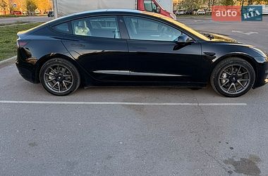 Седан Tesla Model 3 2022 в Ивано-Франковске